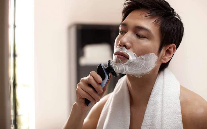 Philips Shaver Series 9000 Wet And Dry Electric Shaver - S9111/26